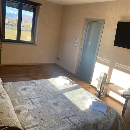 Hotel None Holiday Hotel