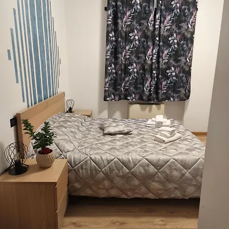 Hotel None Holiday Hotel 3*